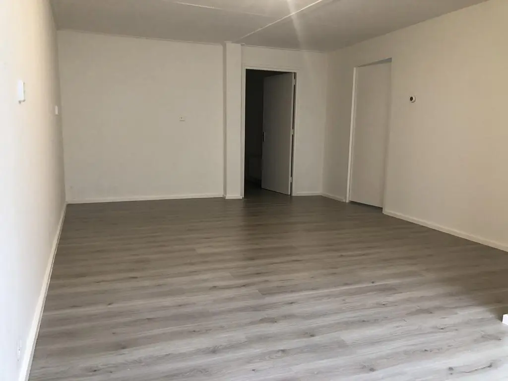 Kaaistraat 8, SINT-MAARTENSDIJK