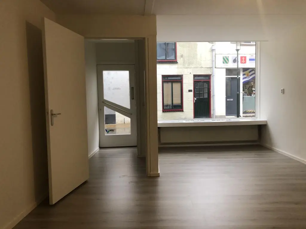 Kaaistraat 8, SINT-MAARTENSDIJK