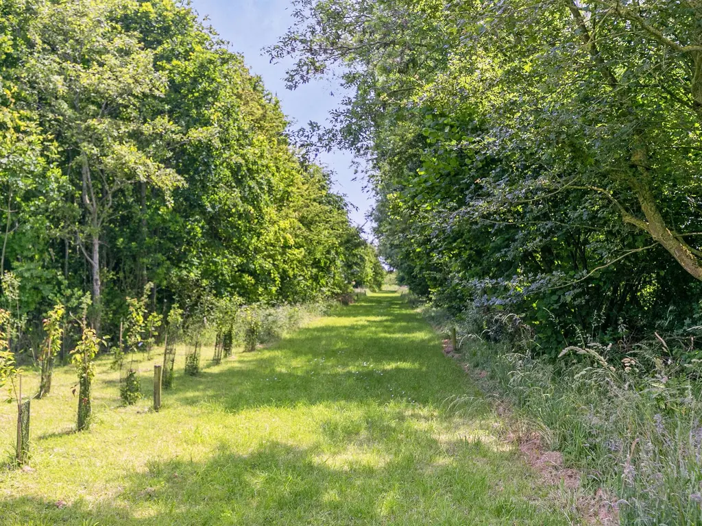 Lindelaan 1, SINT-MAARTENSDIJK