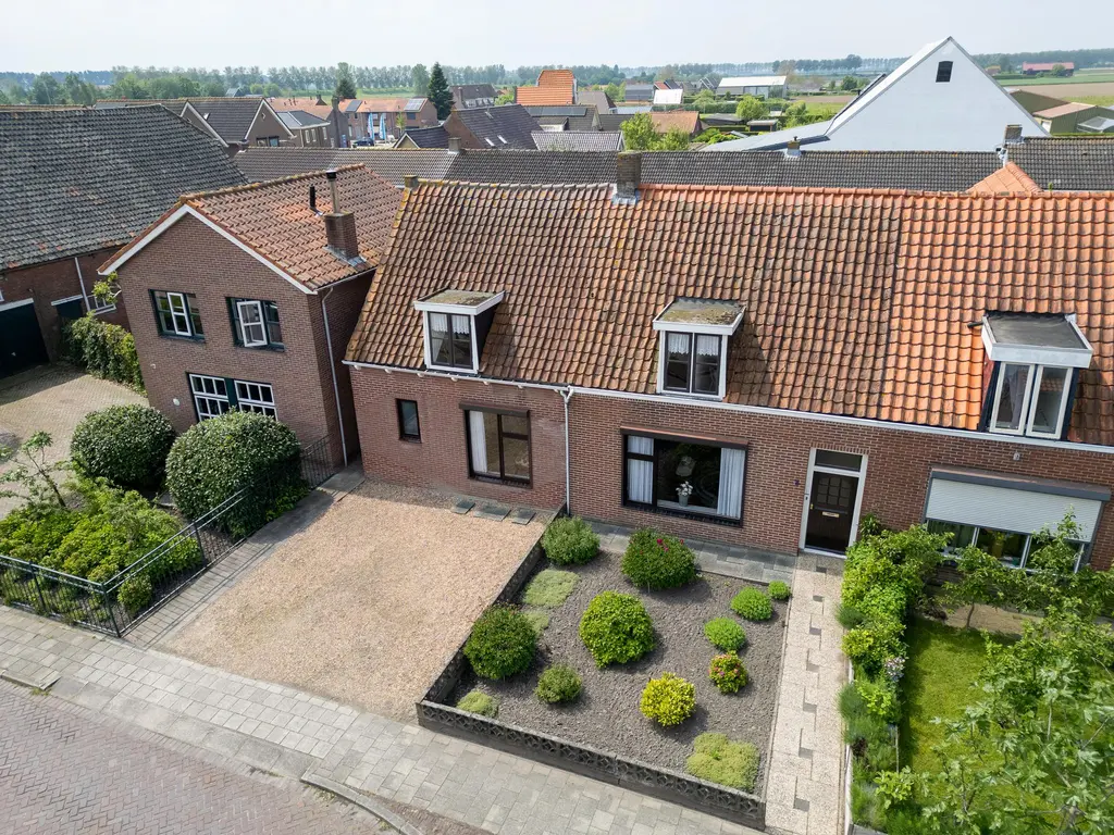 Dorpsweg 3, OUD-VOSSEMEER