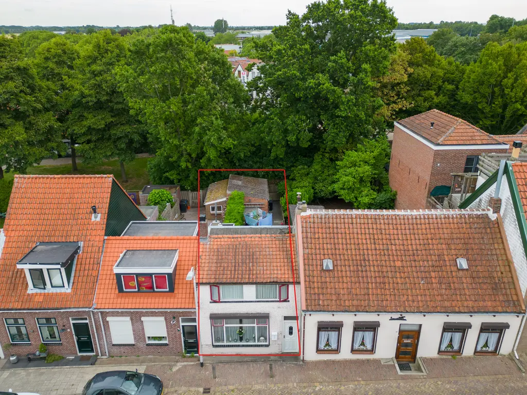 Oostvest 45, SINT-MAARTENSDIJK