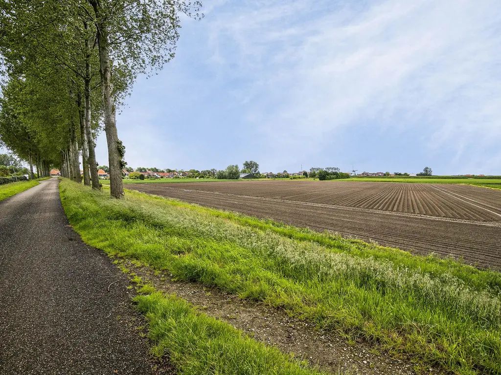 Buurtweg 83, STAVENISSE