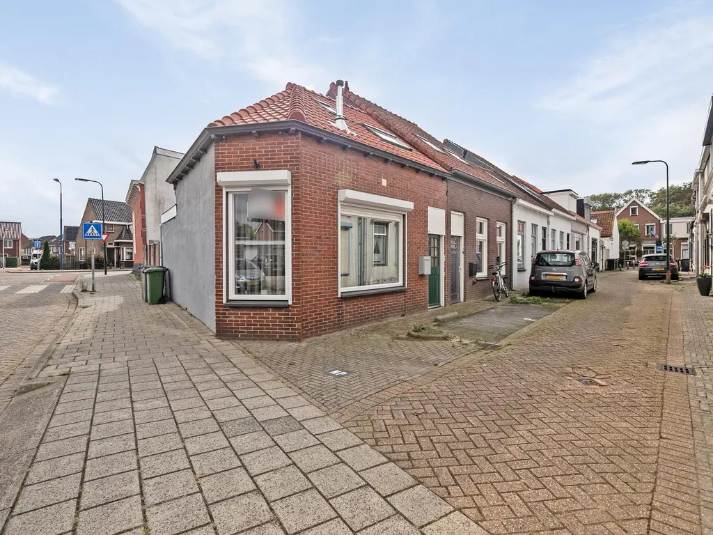 Louisestraat 12, THOLEN