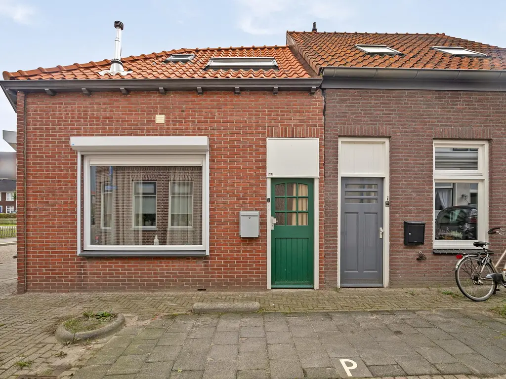 Louisestraat 12, THOLEN