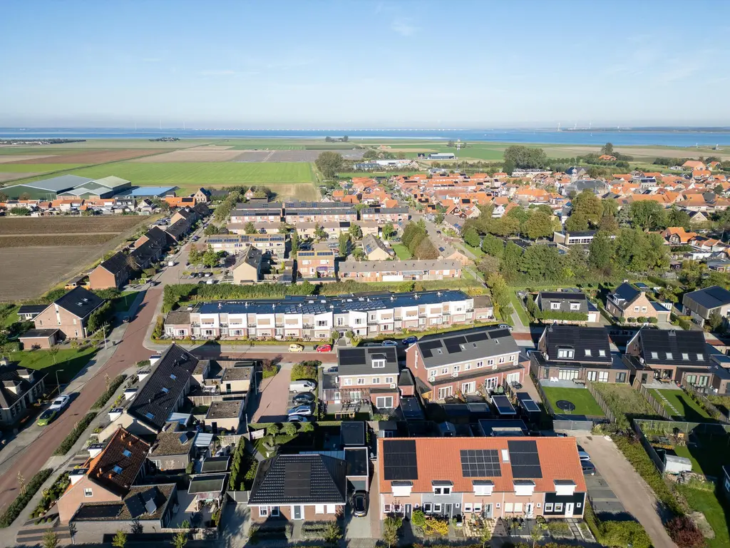 Dokter Zoetemanstraat 16, STAVENISSE