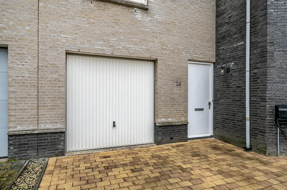 Van Zeylstraat 24