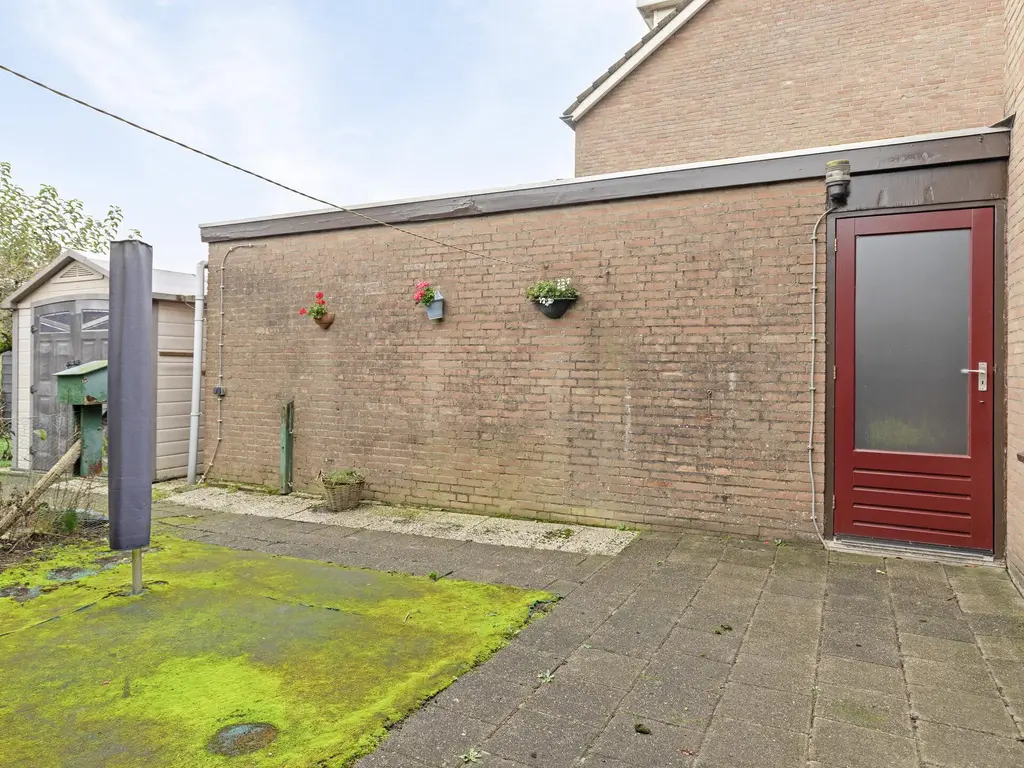 Maria van Vlaanderenstraat 6, THOLEN