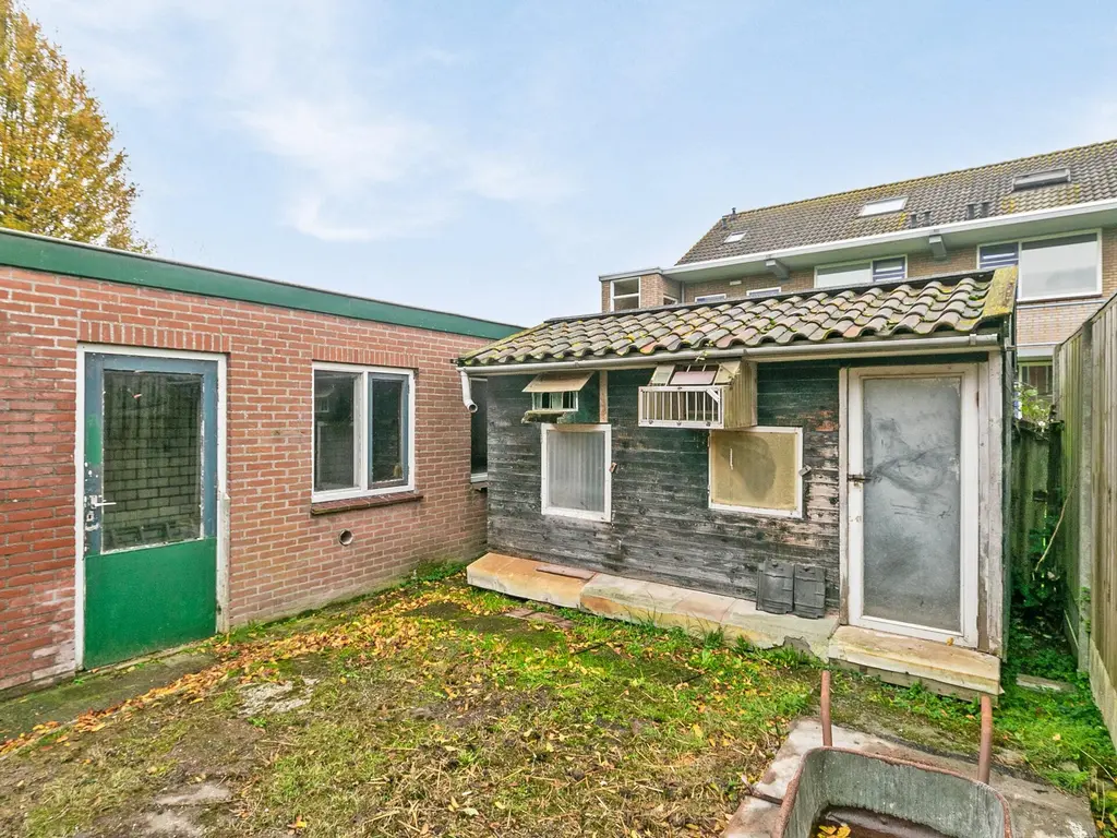 Machteld van Gelrestraat 44, THOLEN