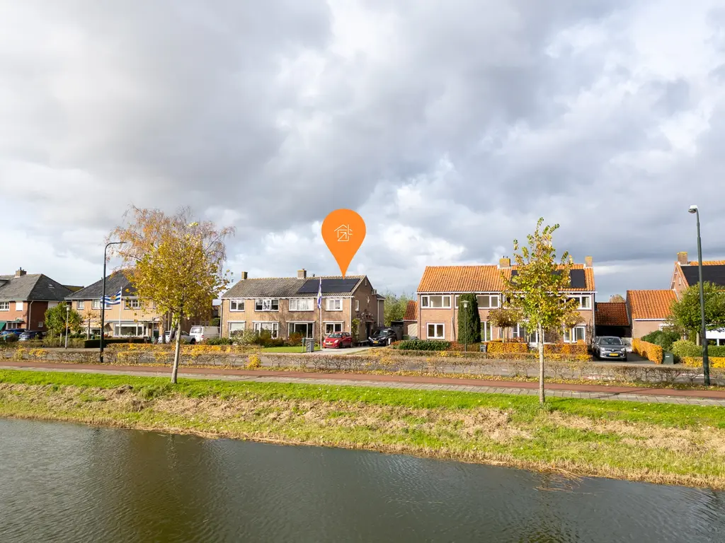 Ten Ankerweg 92, THOLEN