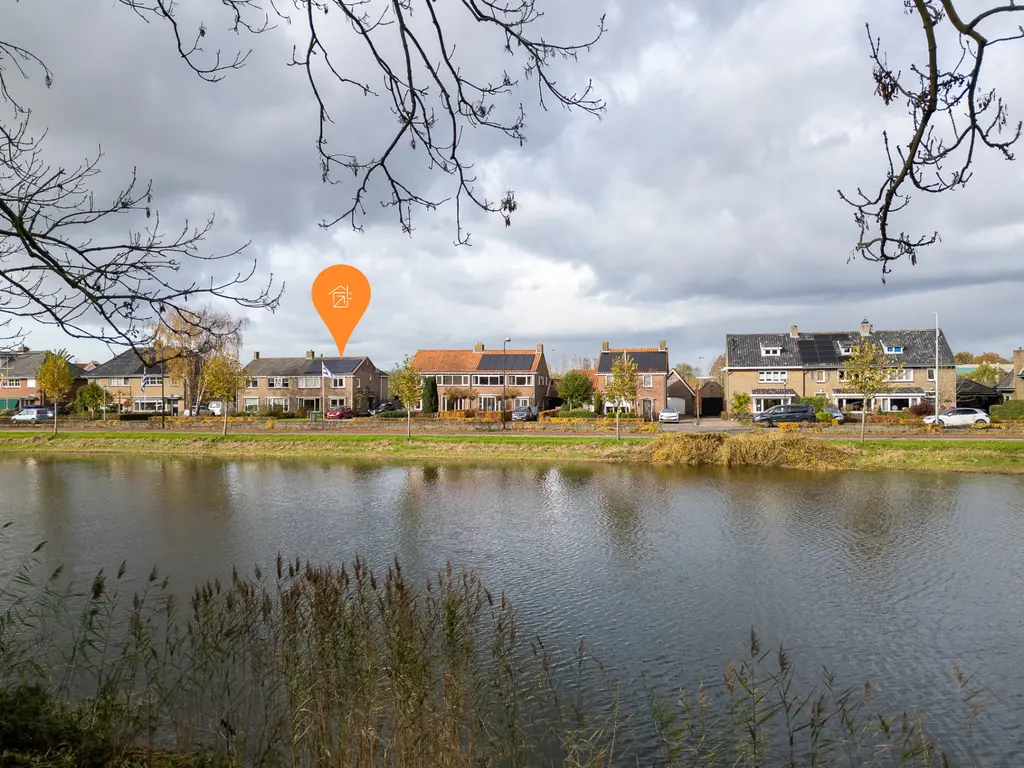 Ten Ankerweg 92, THOLEN