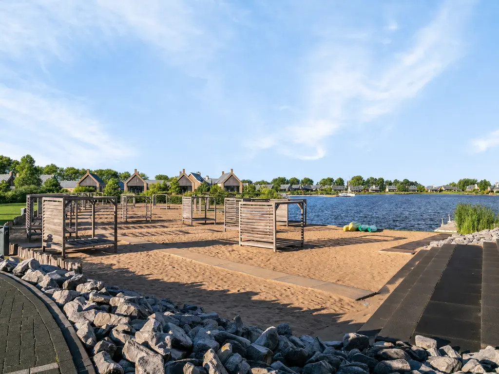 Oesterdam 163, THOLEN