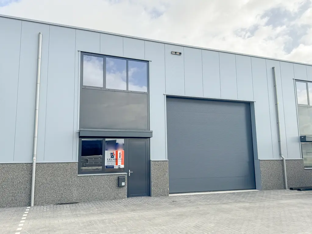 Einsteinweg 43, THOLEN