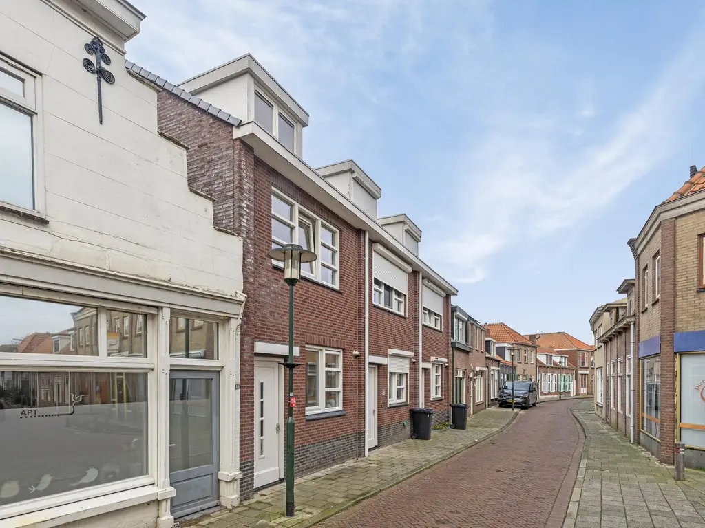 Dalemsestraat 35, THOLEN