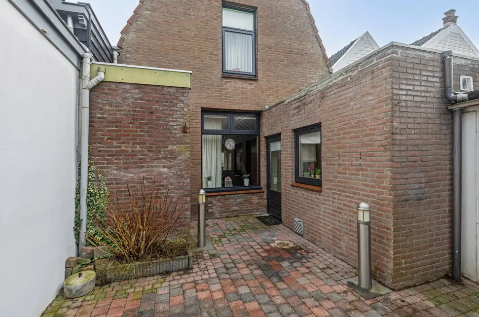 Weststraat 15