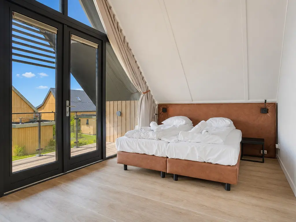 Oesterdam 303, THOLEN