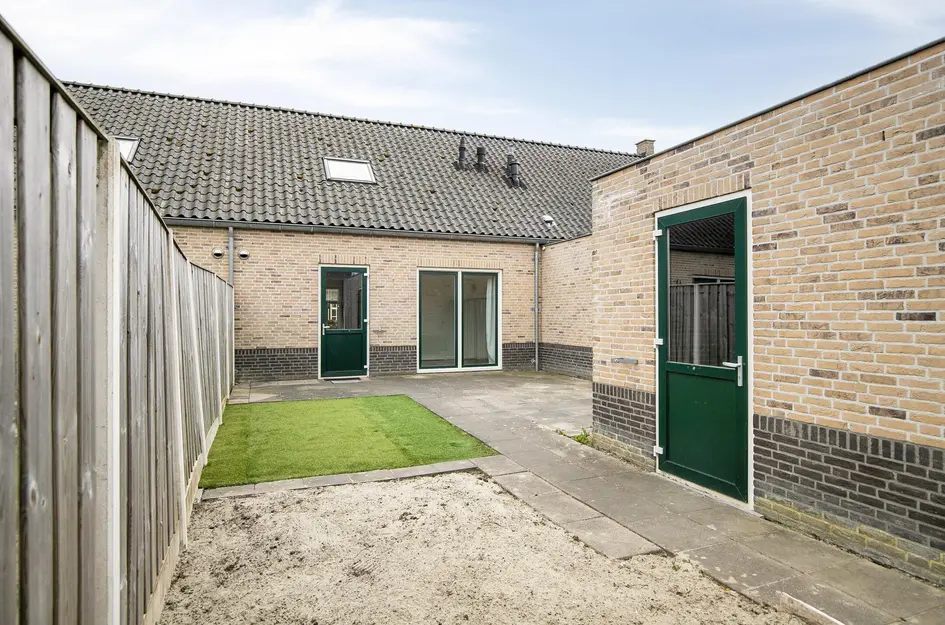 Dokter Bernhardistraat 16