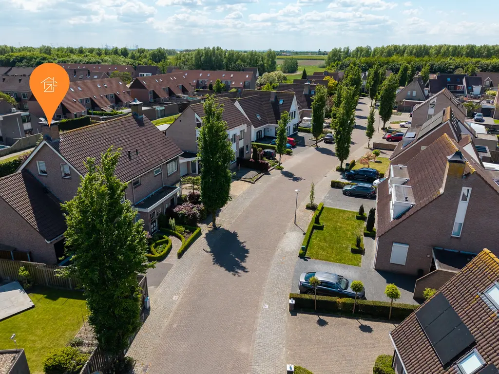Meanderlaan 210, THOLEN