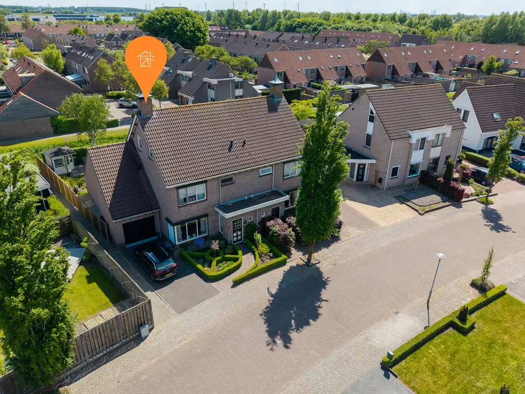 Meanderlaan 210, THOLEN