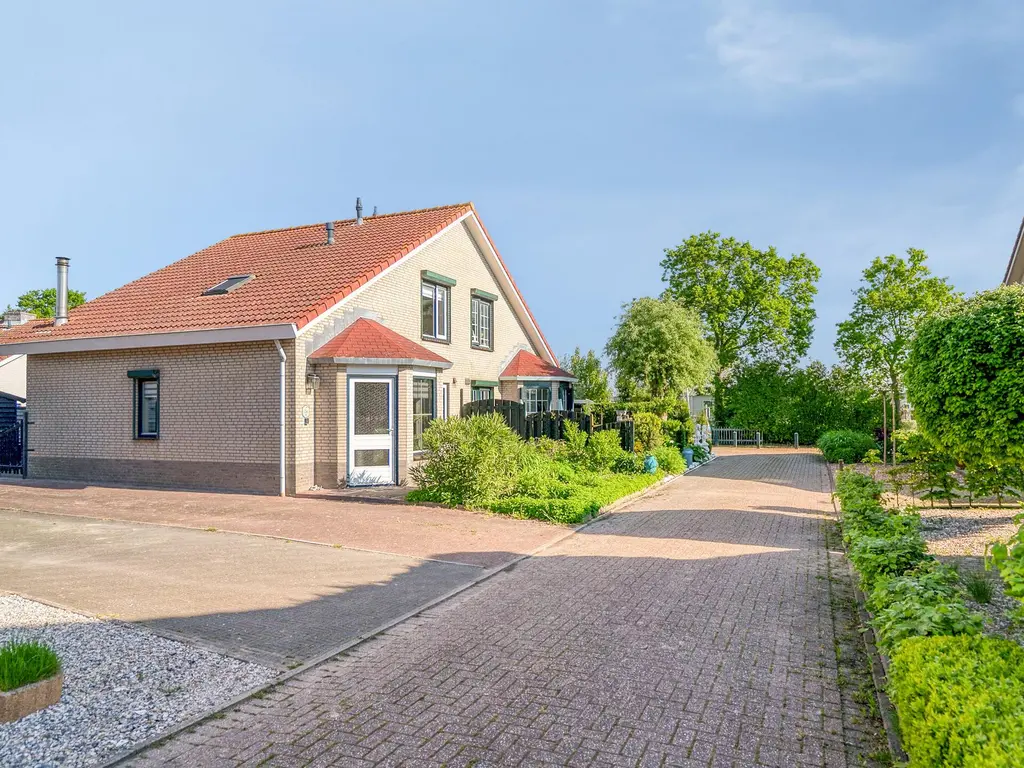 Dijkweg 34, STAVENISSE