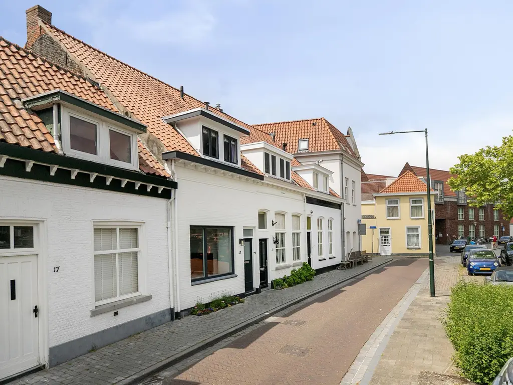 Pastoor Lancrietstraat 19, BERGEN OP ZOOM