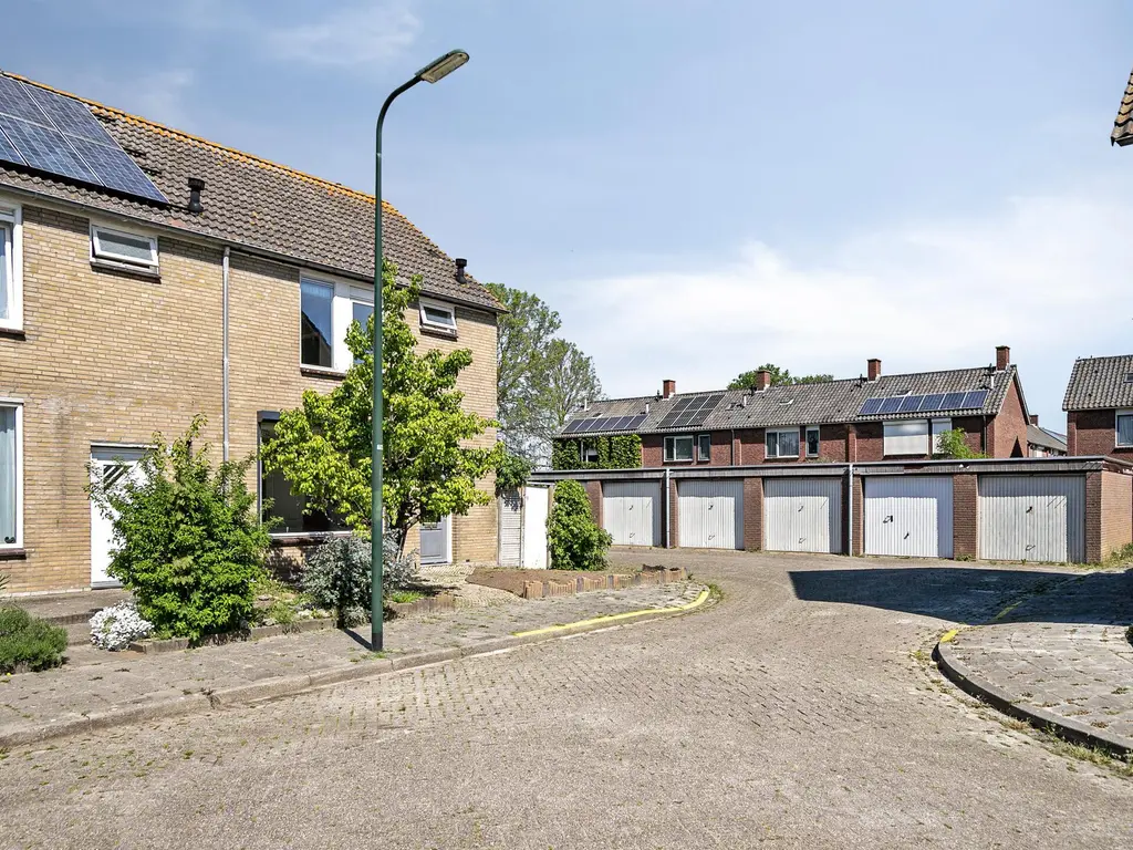 Tulpstraat 18, SINT-MAARTENSDIJK