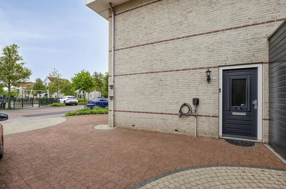 Binnenkamer 44