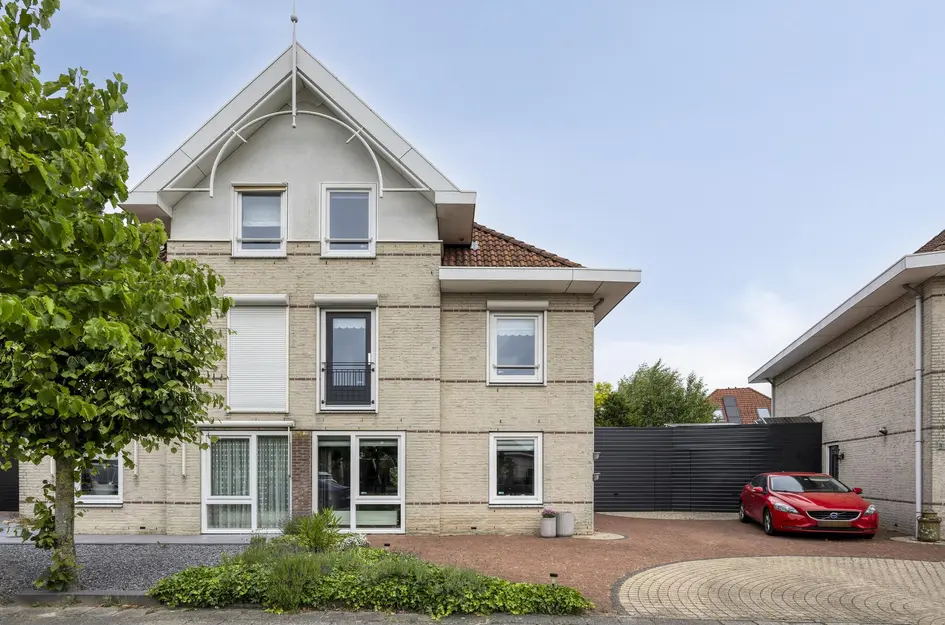 Binnenkamer 44