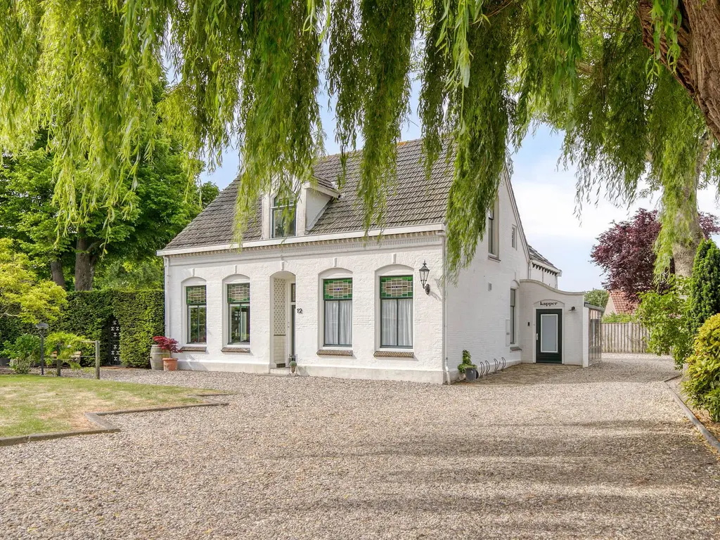 Poststraat 12, STAVENISSE
