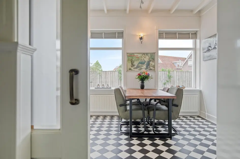 Poststraat 12