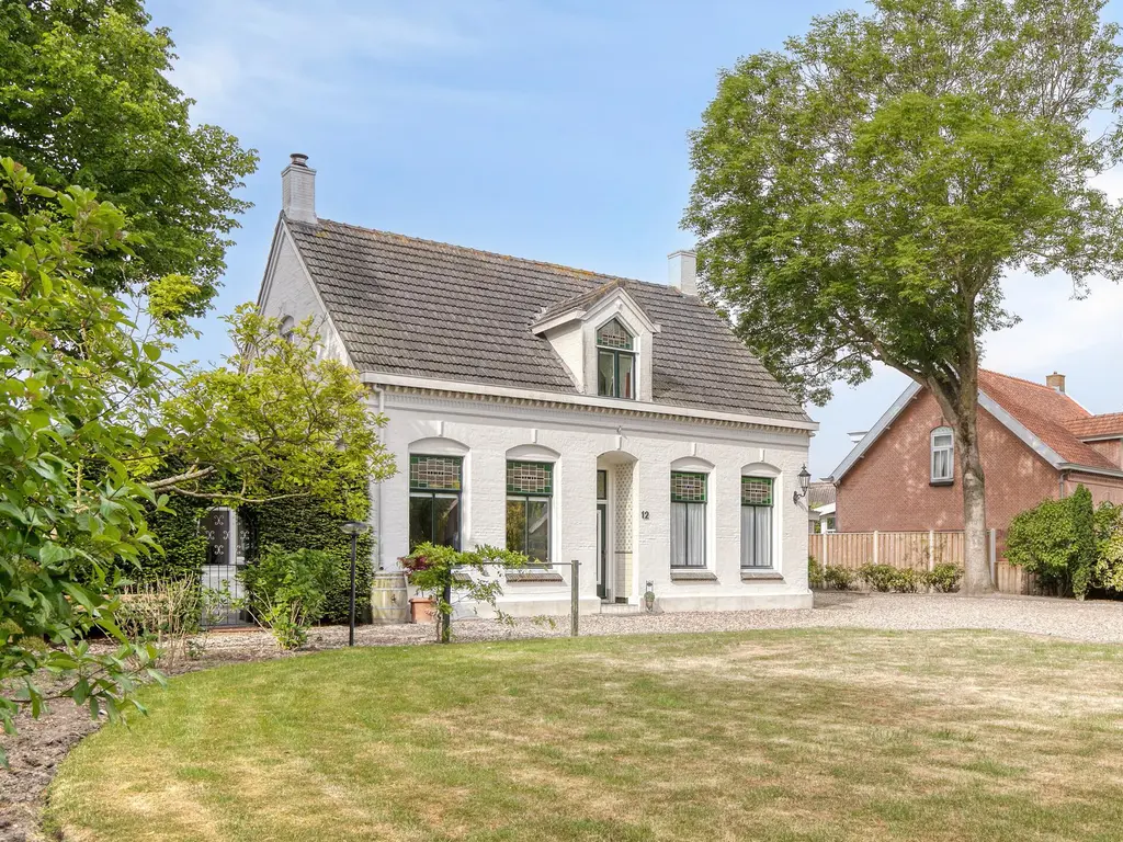 Poststraat 12, STAVENISSE