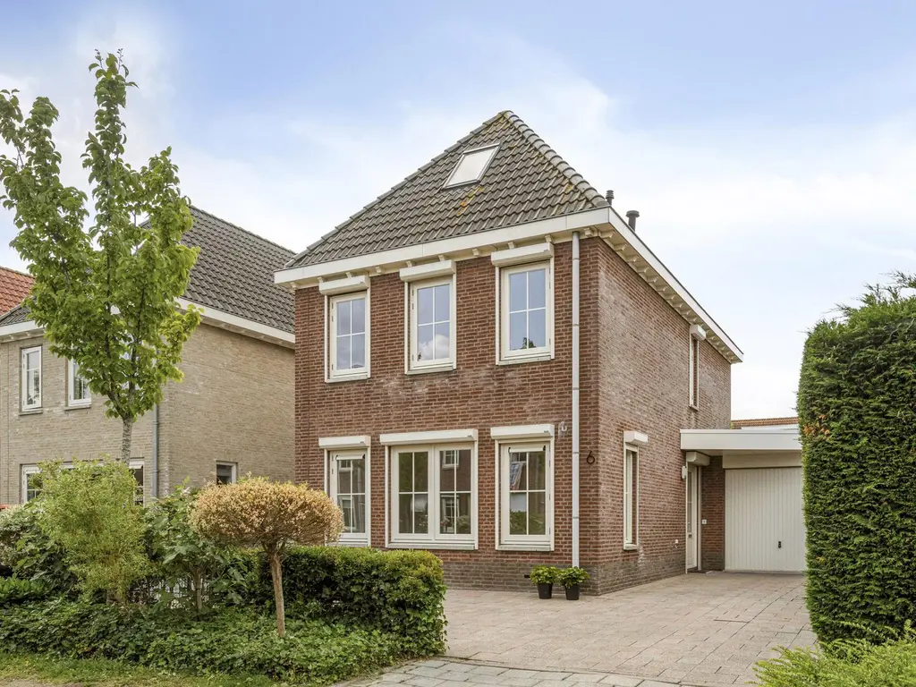 Van Overveststraat 6, OUD-VOSSEMEER