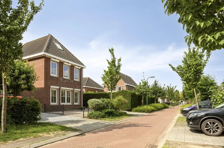 Van Overveststraat 6