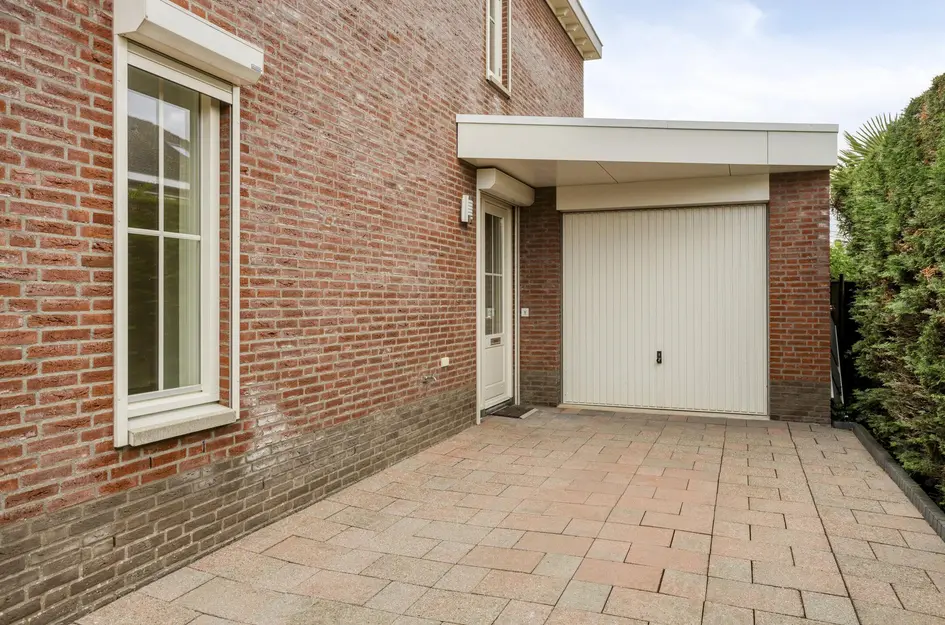 Van Overveststraat 6