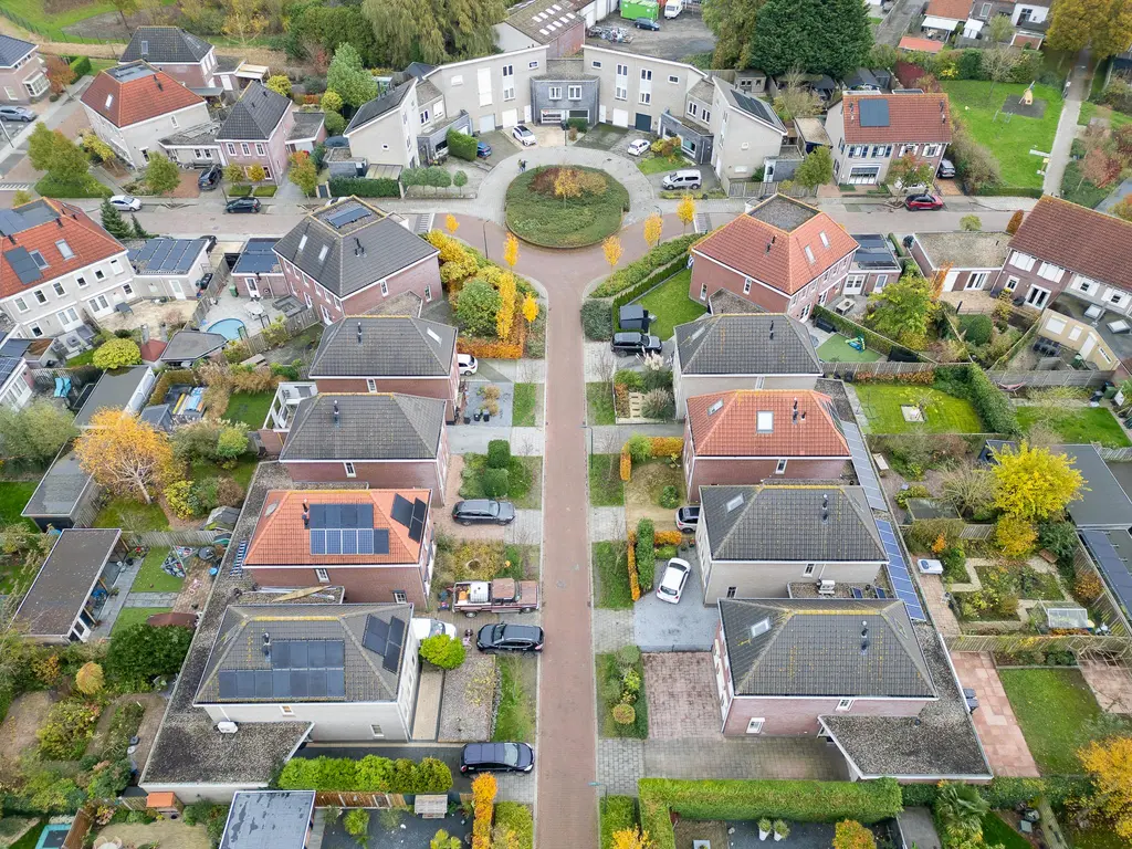 Van Overveststraat 6, OUD-VOSSEMEER