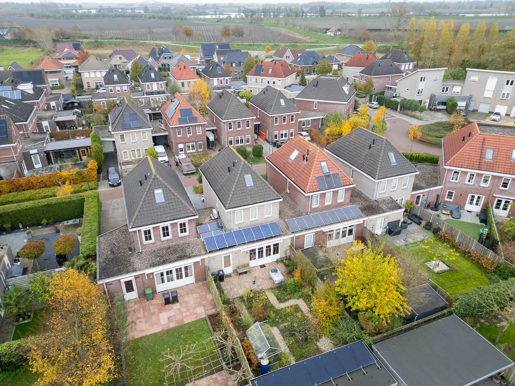 Van Overveststraat 6, OUD-VOSSEMEER