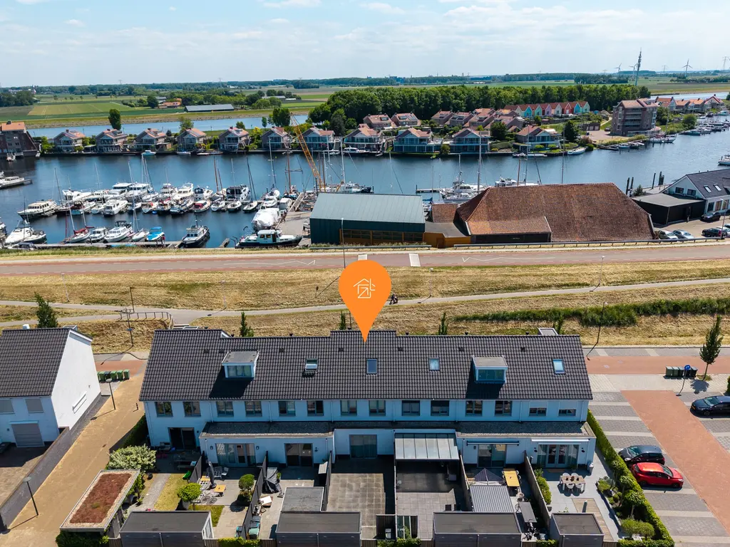 Schansdijk 7, THOLEN