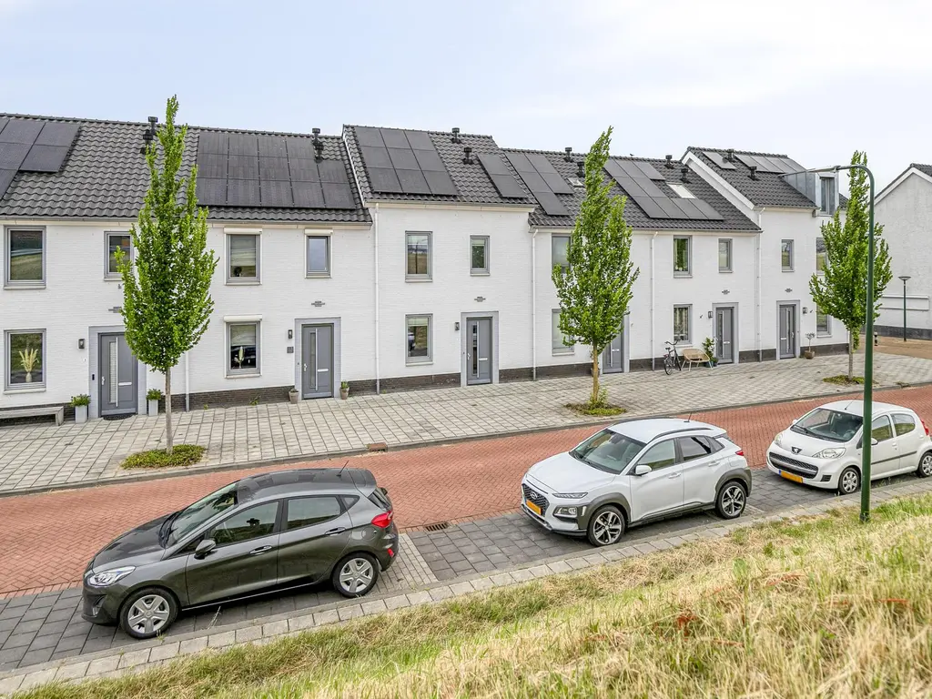 Schansdijk 7, THOLEN