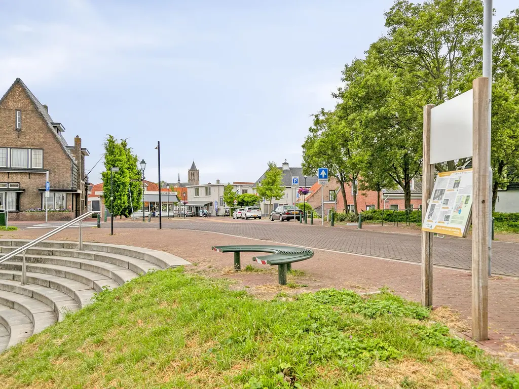 Schansdijk 7, THOLEN
