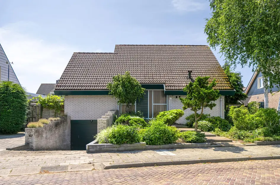 Hogeweg 47