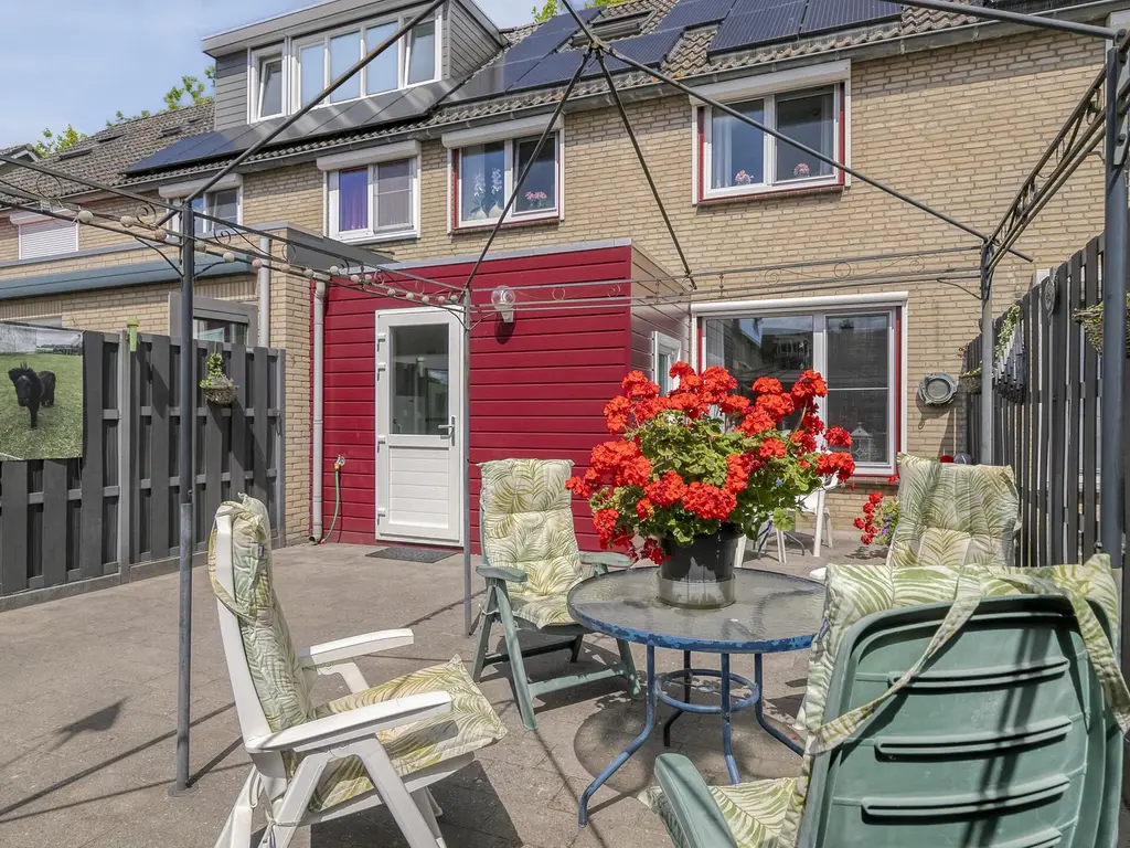 Mossellaan 62, THOLEN