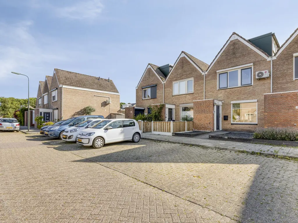 Garnalenstraat 6, THOLEN