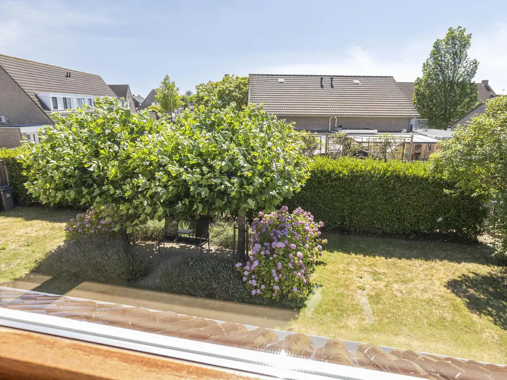 Anna van Bourgondiestraat 34, SINT-ANNALAND