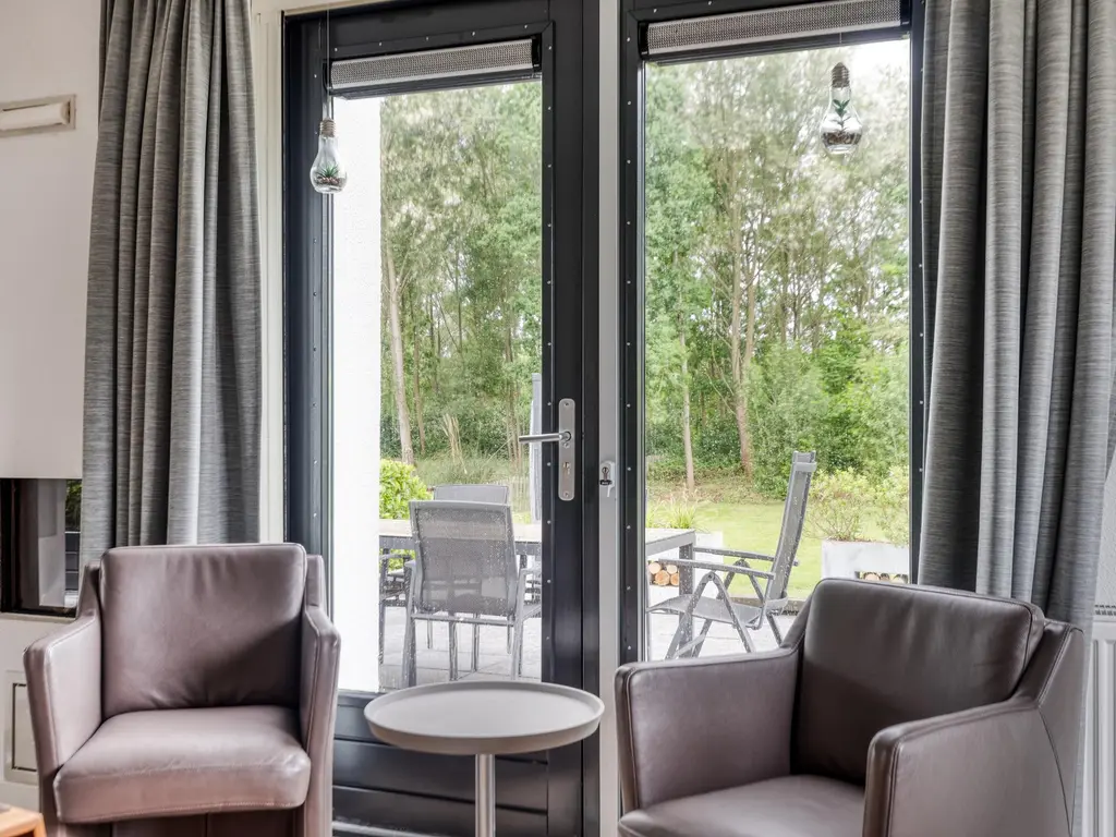 Oesterdam 167, THOLEN