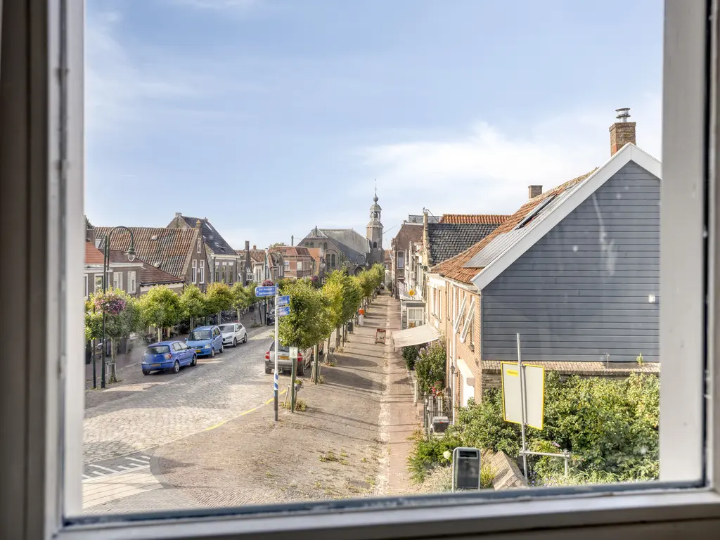 Molendijk 2, STAVENISSE