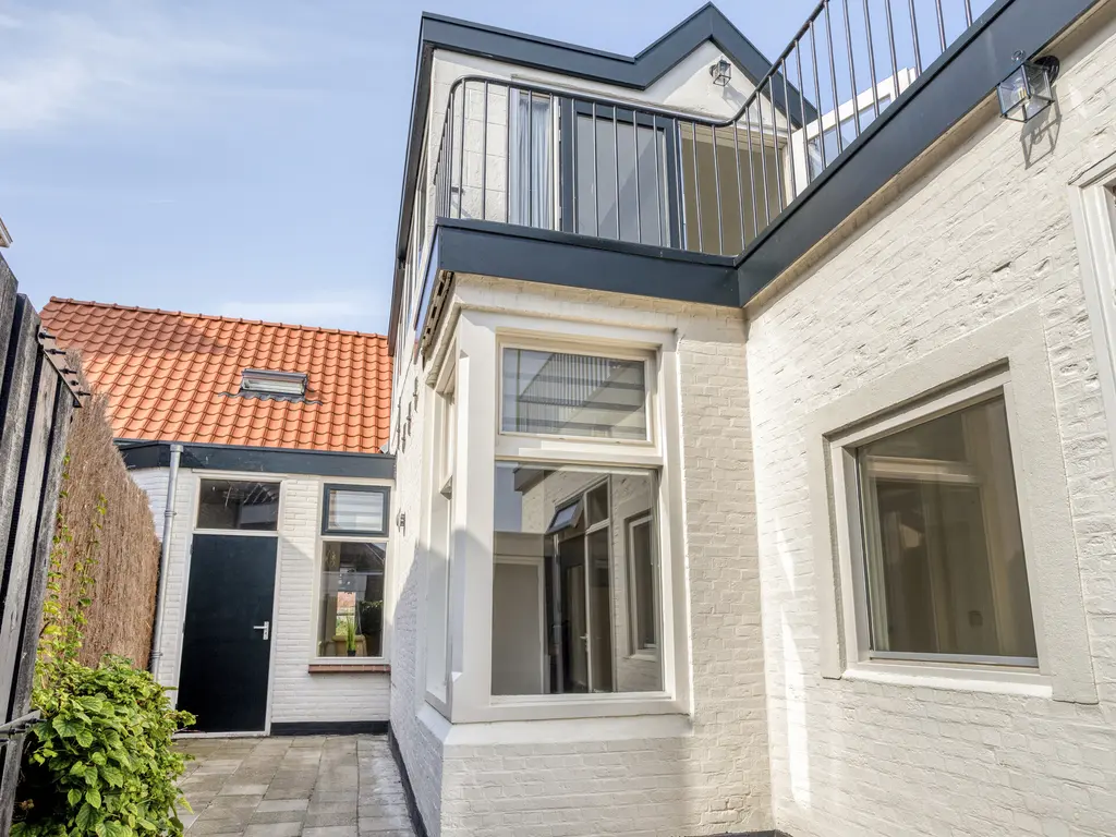 Molendijk 2, STAVENISSE