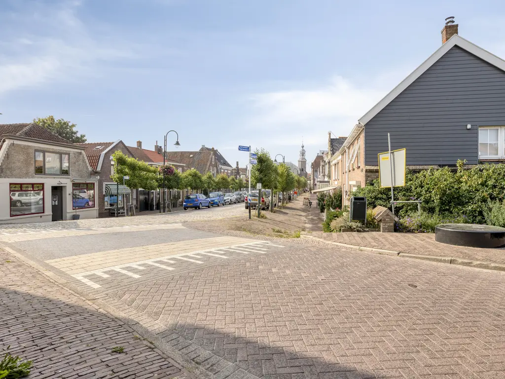 Molendijk 2, STAVENISSE