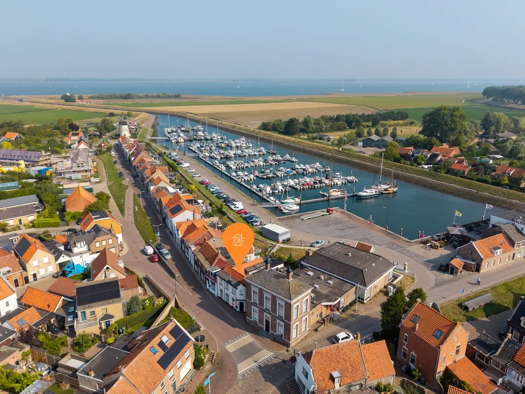 Molendijk 2, STAVENISSE
