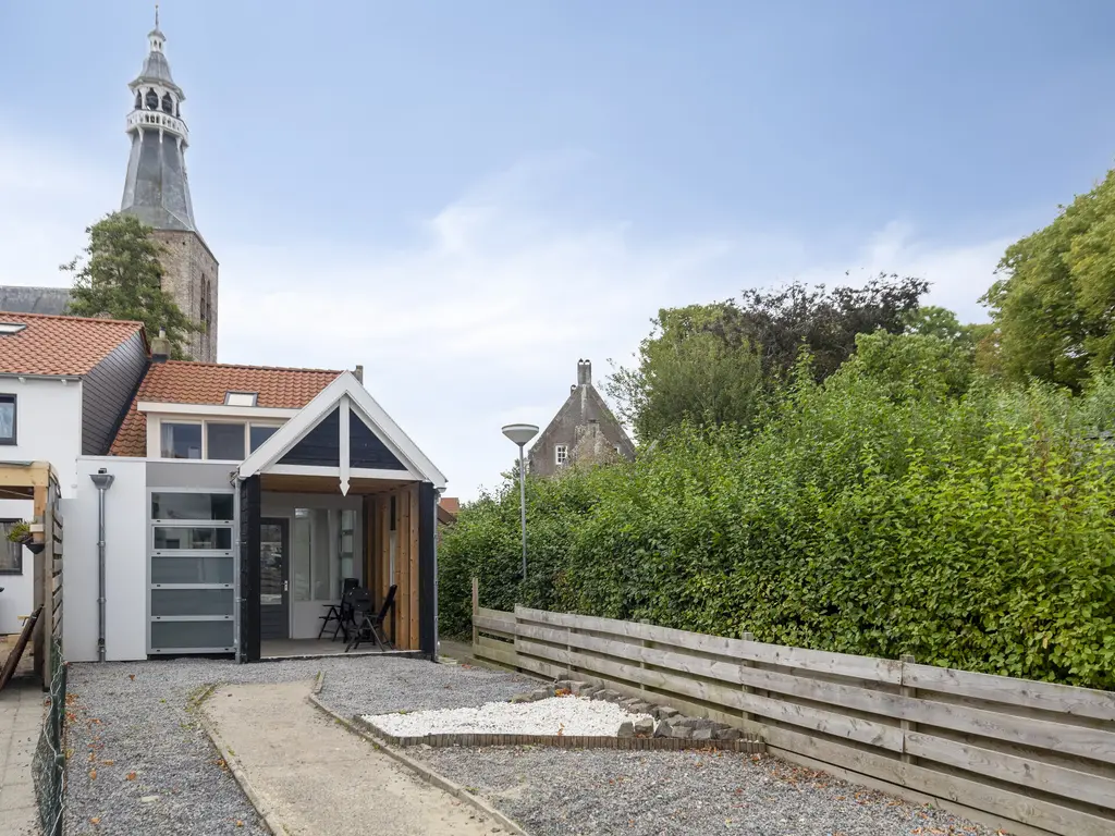 Oudestraat 20, SINT-MAARTENSDIJK