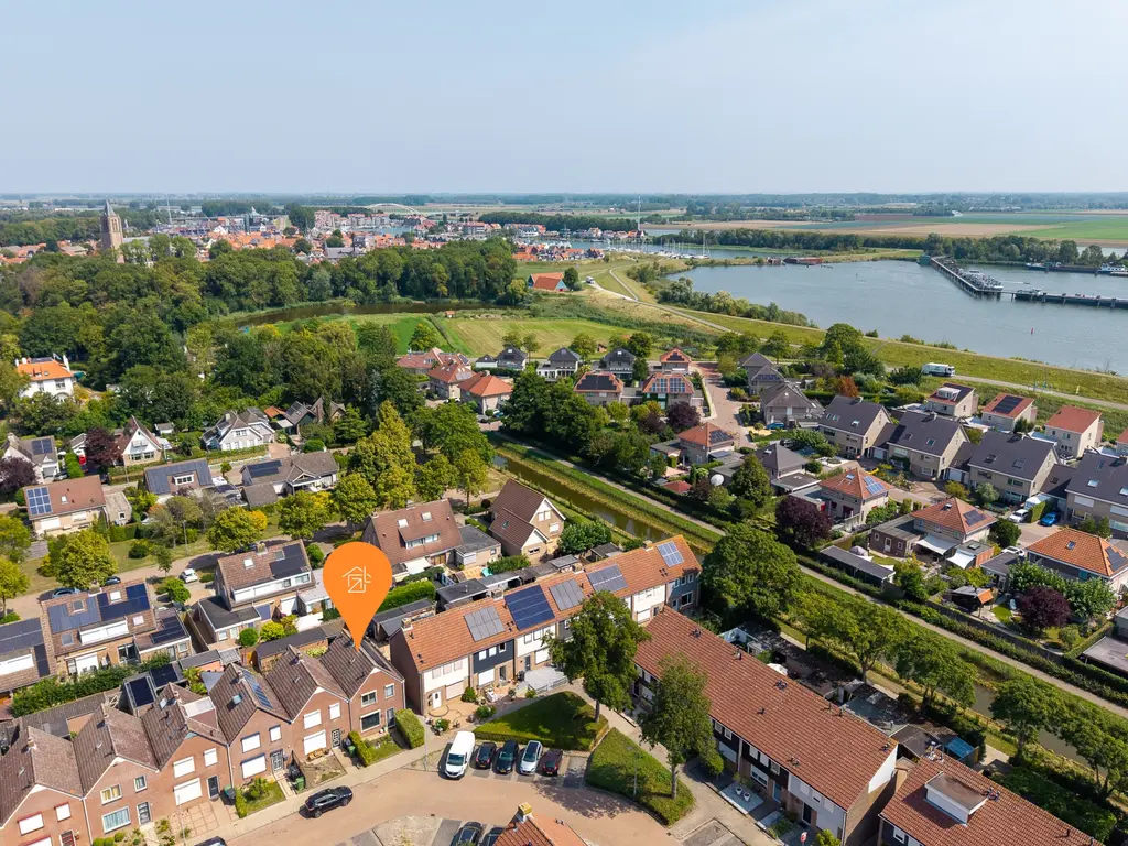 Touwslagersdreef 23, THOLEN