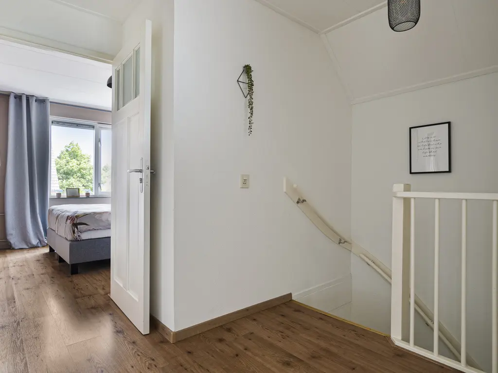 Touwslagersdreef 23, THOLEN